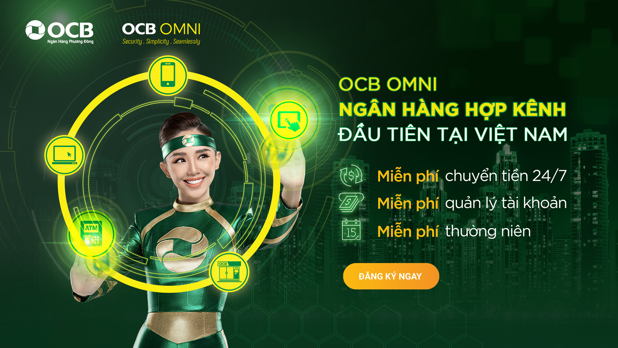 Ngân hàng Orient Commercial Bank OCB là một trong những ngân hàng tốt hàng đầu Việt Nam với mục tiêu trở thành ngân hàng TMCP lớn trong thời gian sắp tới.  Thông tin chung Tên đầy đủ: Ngân hàng thương mại cổ phần Phương Đông Tên viết tắt:  Ngân hàng Orient Commercial Bank OCB Mã chứng khoán: OCB Logo:   Hotline: 1800 6678 Hotline (Quốc tế): (84) 28 7305 6678 Email: dvkh@ocb.com.vn Website: www.ocb.com.vn Năm thành lập: 1996 Vốn điều lệ: 6.599 tỷ đồng Địa chỉ trụ sở chính: 45 Lê Duẩn, Quận 1, TP Hồ Chí Minh, Việt Nam Tel: (84-28) 38 220 960 - 38 220 961 Số Fax: (84-28) 38 220 963 Swift: ORCOVNVX Ngân hàng Orient Commercial Bank OCB là một trong những ngân hàng có sự phát triển tiến bộ vượt bậc trong 5 năm trở lại đây. Và với mục tiêu trở thành Top ngân hàng thương mại cổ phần lớn nhất Việt Nam, OCB đã và đang cố gắng từng bước phát triển trên nền tảng vững chắc và theo phương châm “Khách hàng là thượng đế”. Thông tin về Ngân hàng Orient Commercial Bank OCB Tổng quan về Ngân hàng Orient Commercial Bank OCB. Ngân hàng Orient Commercial Bank OCB có tên gọi đầy đủ là Ngân hàng Thương mại Cổ phần Phương Đông, theo báo cáo gần đây hiện có khoảng hơn 120 điểm giao dịch và được thành lập tại các vùng kinh tế trọng điểm của nước ta. Với đội ngũ gần 5000 công nhân viên có nhiệt huyết và trình độ chuyên nghiệp cao và áp dụng công nghệ kỹ thuật hiện đại, OCB đã có sự tăng trưởng lớn hơn gấp đôi so với trung bình của ngành ngân hàng. Lịch sử hình thành và phát triển Ngân hàng Orient Commercial Bank OCB Ngân hàng Orient Commercial Bank OCB thành lập ngày 10/06/1996 với vốn điều lệ ban đầu là 70 tỷ đồng. Với sự phát triển nhanh và vững chắc, chỉ trong 23 năm phát triển Ngân hàng OCB hiện nay đang sở hữu số vốn điều lệ lên đến 6.599 tỷ đồng, con số này sẽ còn tiếp tục tăng lên trong thời gian sắp tới. Năm 2017, là một năm gặt hái vô cùng thành công với kết quả lợi nhuận lên đến 1000 tỷ đồng, đây là một con số vô cùng ấn tượng. Năm 2018, Ngân hàng thành công triển khai dự án quản lý rủi ro theo Basel II và đã được NHNN công nhận. Cổ đông chính của Ngân hàng Orient Commercial Bank OCB Ngân hàng Orient Commercial Bank OCB hiện đang có  519,487,950 cổ phiếu đang được lưu hành ngoài thị trường. Trong đó, một số cổ đông chính nắm giữ số cổ phiếu lớn nhất tính đến thời điểm hiện tại là: Tổng Công ty Bến Thành - Công ty TNHH MTV đang giữ 6.11%, Bà Cao Thị Quế Anh	giữ tỷ lệ 3.07%, Ông Trịnh Văn Tuấn đang giữ tỷ lệ 3.07%, Trịnh Thị Mai Anh (Con của ông Trịnh Văn Tuấn) chiếm tỷ lệ 3.07% số cổ phiếu, Bà Nguyễn Thị Thu Trang với tỷ lệ 2.93%, Ông Nguyễn Đức Toàn giữ tỷ lệ 2.74%, Trịnh Mai Linh (Con của ông Trịnh Văn Tuấn) đang giữ 2.73% số cổ phiếu, Ông Phan Trung có tỷ lệ 2.67%, Công ty Cổ phần Chứng khoán Quốc tế Việt Nam đang giữ tỷ lệ 2.39% và các cổ đông khác.  Thành tựu và giải thưởng đạt được của Ngân hàng Orient Commercial Bank OCB Ngân hàng Orient Commercial Bank OCB, như để chứng minh cho sự phát triển vượt bậc, chỉ trong một vài năm gần đây, ngân hàng đã liên tiếp nhận được những giải thưởng lớn như: “Ngân hàng số đột phá nhất năm 2018”, Giải “Thương hiệu mạnh Việt Nam 2018”, “Ngân hàng tiêu biểu Việt Nam năm 2018”,... Ngoài ra, Ngân hàng Orient Commercial Bank OCB còn nằm trong Top 500 doanh nghiệp lớn nhất Việt Nam. Và những thành tựu kết quả đó là động lực để ngân hàng phát triển mạnh mẽ hơn trong những năm sắp tới. Các sản phẩm tiêu biểu của Ngân hàng Orient Commercial Bank OCB dành cho khách hàng cá nhân. Các loại thẻ tín dụng Ngân hàng Orient Commercial Bank OCB cung cấp. Ngân hàng Orient Commercial Bank OCB đang cung cấp một số loại thẻ tín dụng dành cho khách hàng cá nhân như: Thẻ tín dụng quốc tế OCB Passport Platinum, Thẻ tín dụng liên kết OCB & EVN, Thẻ tín dụng nội địa OCB Cash Card, Thẻ tín dụng OCB hạng chuẩn, Thẻ tín dụng quốc tế OCB Selfie for you,... Và các thẻ ghi nợ như: Thẻ ghi nợ OCB Lucky, Thẻ đồng thương hiệu và thẻ ghi nợ quốc tế OCB. Các loại thẻ đều được hưởng miễn lãi trong vòng 55 ngày đầu tiên kể từ khi sử dụng tiền. Cho vay tiêu dùng cá nhân của Ngân hàng Orient Commercial Bank OCB  Ngân hàng Orient Commercial Bank OCB cho vay tiêu dùng tín chấp. Đây là hình thức khách hàng được vay khi chứng minh mình đủ khả năng trả nợ với khoản lương hàng tháng từ 2 triệu đồng trở lên. Thời gian vay linh hoạt từ 6 tháng đến 36 tháng và với lãi suất chỉ khoảng 1,67% đến 2,92% một tháng tính theo dư nợ gốc ban đầu. Cho vay mua bất động sản và mua nhà tại Ngân hàng Orient Commercial Bank OCB  Ngân hàng Orient Commercial Bank OCB đang cung cấp dịch vụ cho khách hàng vay mua bất động sản đã có Giấy chứng nhận. Trong trường hợp này khách hàng được vay số tiền lên đến 100% chi phí của dự án và trong thời hạn 20 năm. Hạn mức tối thiểu là 50 triệu đồng. Tài sản đảm bảo được tính chính là nhà hoặc bất động sản mà khách hàng muốn mua, xây dựng đó. Tiết kiệm duy trì của Ngân hàng Orient Commercial Bank OCB Ngân hàng Orient Commercial Bank OCB cung cấp gói tiết kiệm duy trì dành cho khách hàng cá nhân có yêu cầu gửi tiết kiệm tại OCB. Theo đó khách hàng sẽ gửi tiền vào ngân hàng với số tiền tối thiểu là 10 triệu đồng, gửi theo kỳ hạn 3 hoặc 6 tháng và liên tiếp trong vòng 3 kỳ. Với hình thức này khi gửi tiết kiệm theo kỳ 2 và kỳ 3 lãi suất sẽ tăng dần và tăng mạnh trong kỳ thứ 3. Tư vấn các sản phẩm của Ngân hàng Orient Commercial Bank OCB Monfin.vn được sở hữu và điều hành bởi Monfin Việt Nam (MONKEY FINANCE), một startup Fintech hàng đầu tại Việt Nam cung cấp các sản phẩm và dịch vụ bảo hiểm cho hàng chục ngàn khách hàng trên toàn quốc. Monfin cung cấp các sản phẩm phổ biến bao gồm: Tài chính cá nhân, bảo hiểm, thẻ tín dụng, vay tín chấp, vay mua xe, vay mua nhà... theo yêu cầu của khách hàng. Để nhận được tư vấn tận tình các sản phẩm của Ngân hàng Orient Commercial Bank OCB, bạn hãy điền vào form liên hệ dưới đây hoặc liên hệ ngay với chúng tôi tại đây.   #nganhangorientcommercialbankocb #OCB #MONFINVN